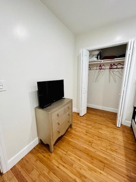 Gated Contemporary 3 Bedroom - 2 Bathroom Home In South La Plus Parking Los Angeles Luaran gambar